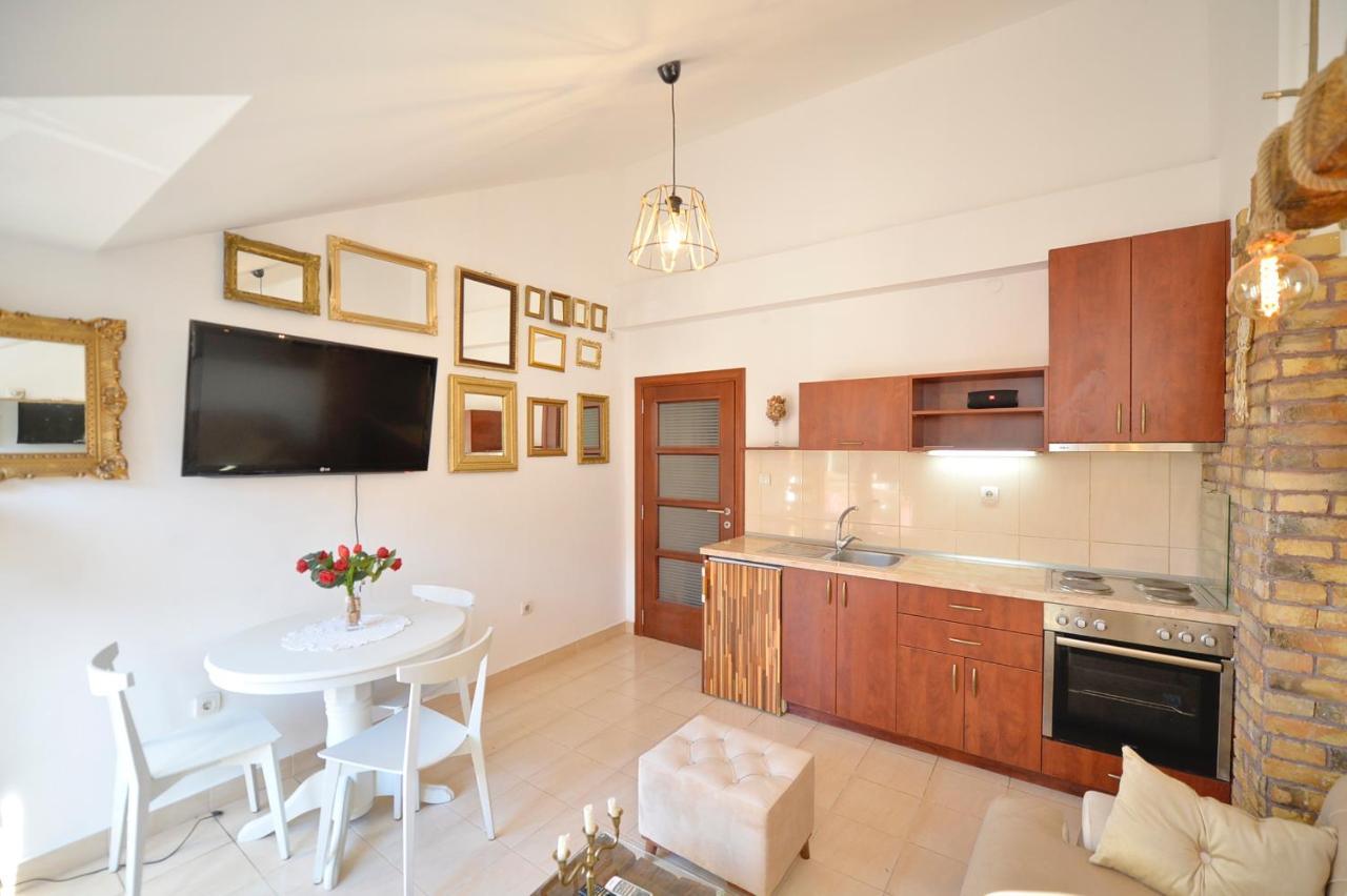 Stylish Apartment 22 Kotor Exterior photo